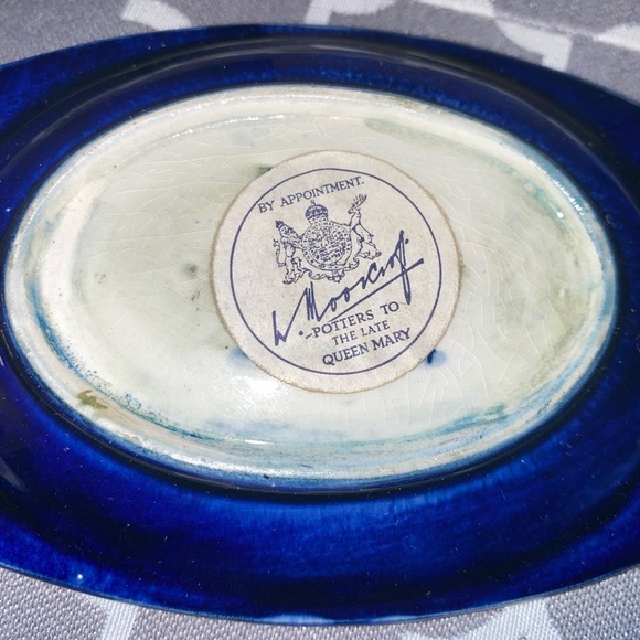 Moorcroft Antique Smoking Set with 2 Ashtrays and Box - Picture 3 of 8